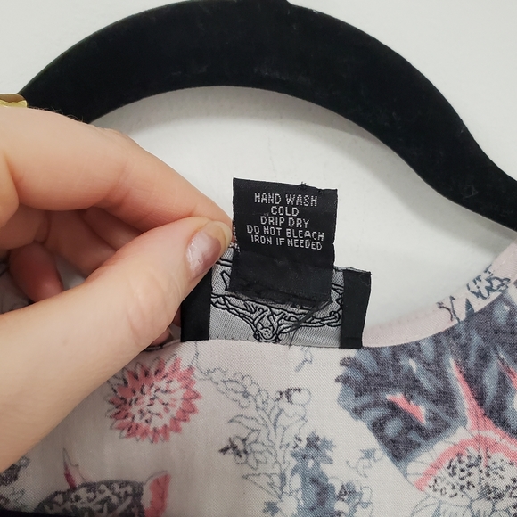 Angie Boho Floral Printed Longline Topper L Blue White Lightweight Flowy Beachy - Picture 9 of 10